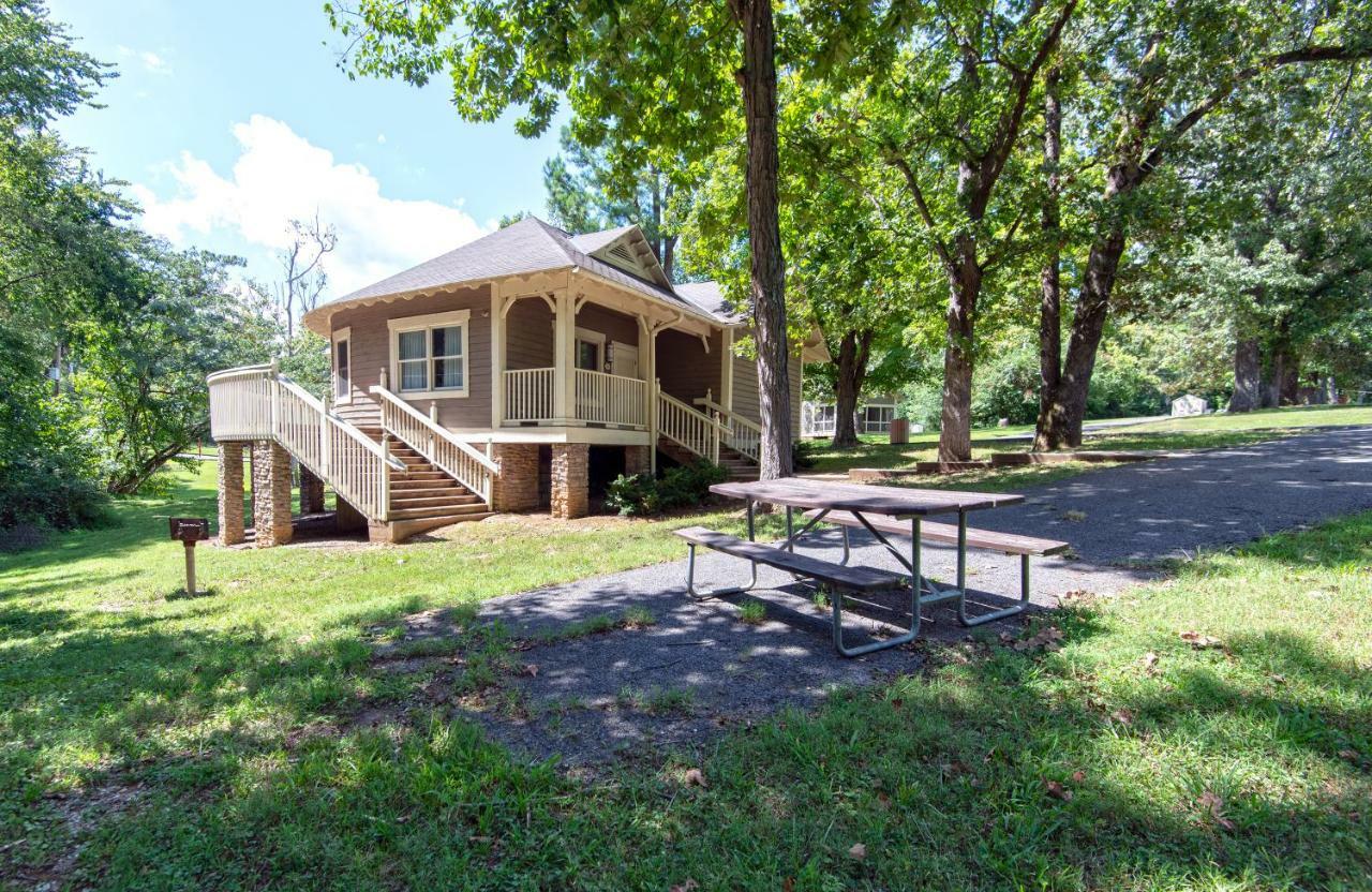 Kentucky Dam Village State Resort Park Gilbertsville Buitenkant foto