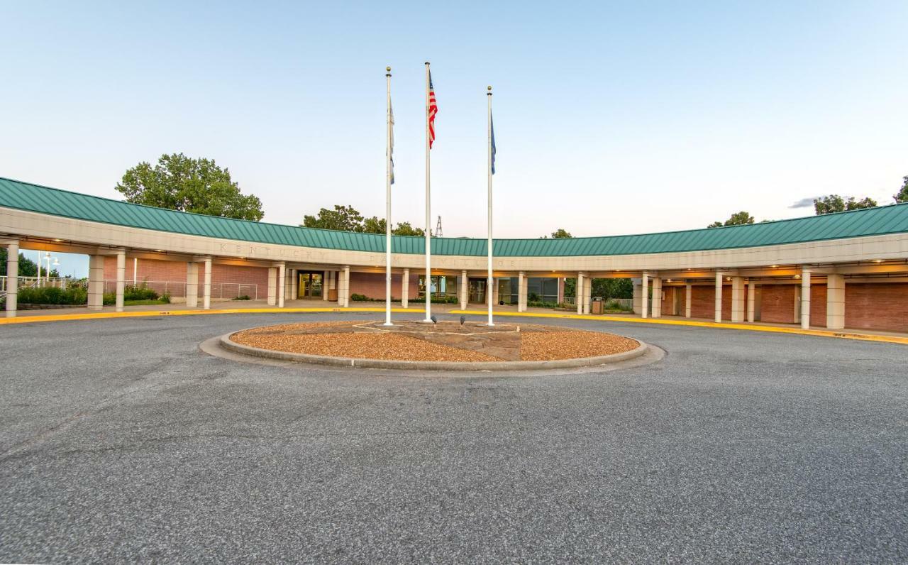 Kentucky Dam Village State Resort Park Gilbertsville Buitenkant foto